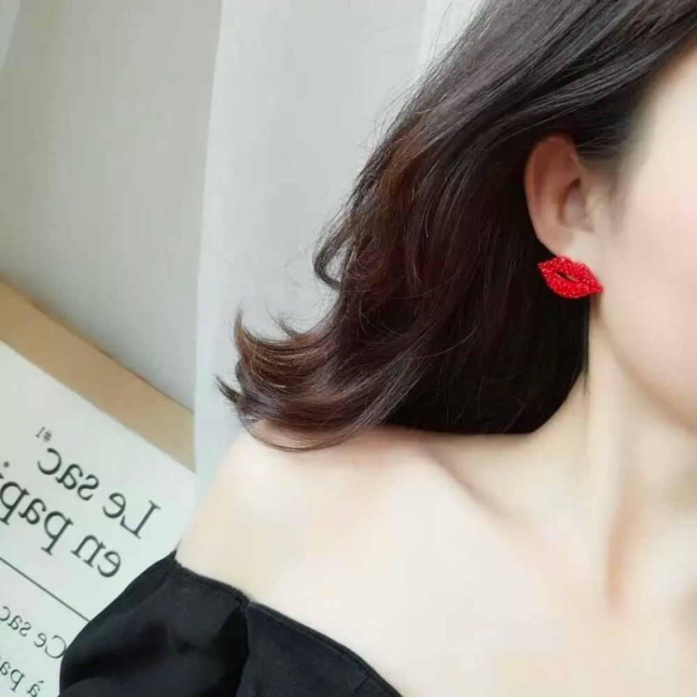 “Classic Babe” Lipstick Rhinestone Stud Earrings - Picture 7 of 10
